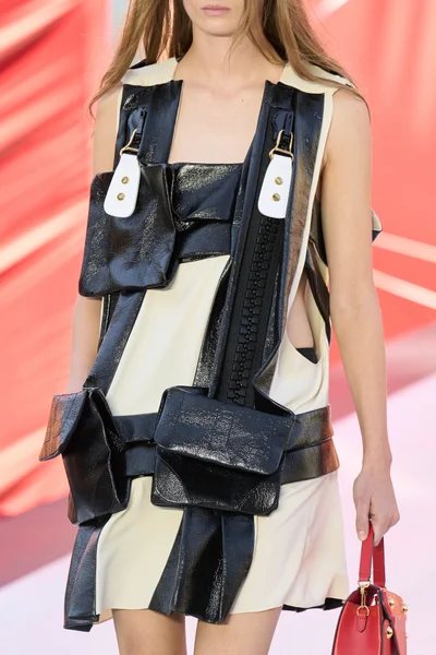 Look 119